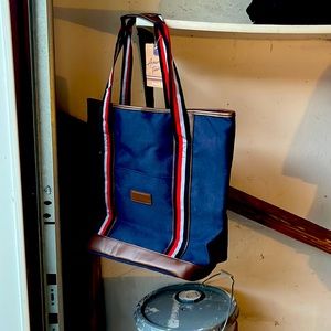 Traveling Bag